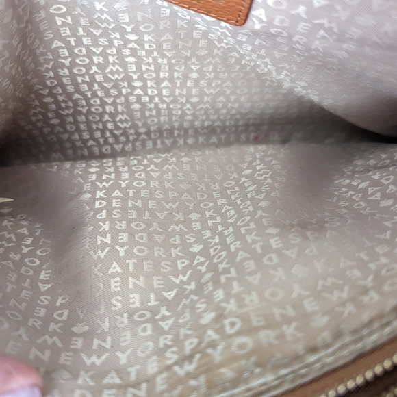 Kate Spade 3 pocket crossbody purse - Picture 6 of 8